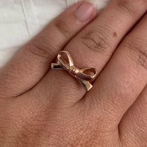 Kate Spade Bow Ring. Size 7.